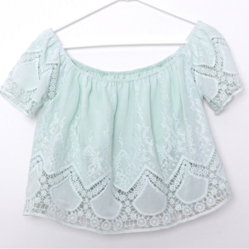 Lucy Paris Lace Off-Shoulder Crop Top in Mint/Pistachio. - Picture 2 of 6